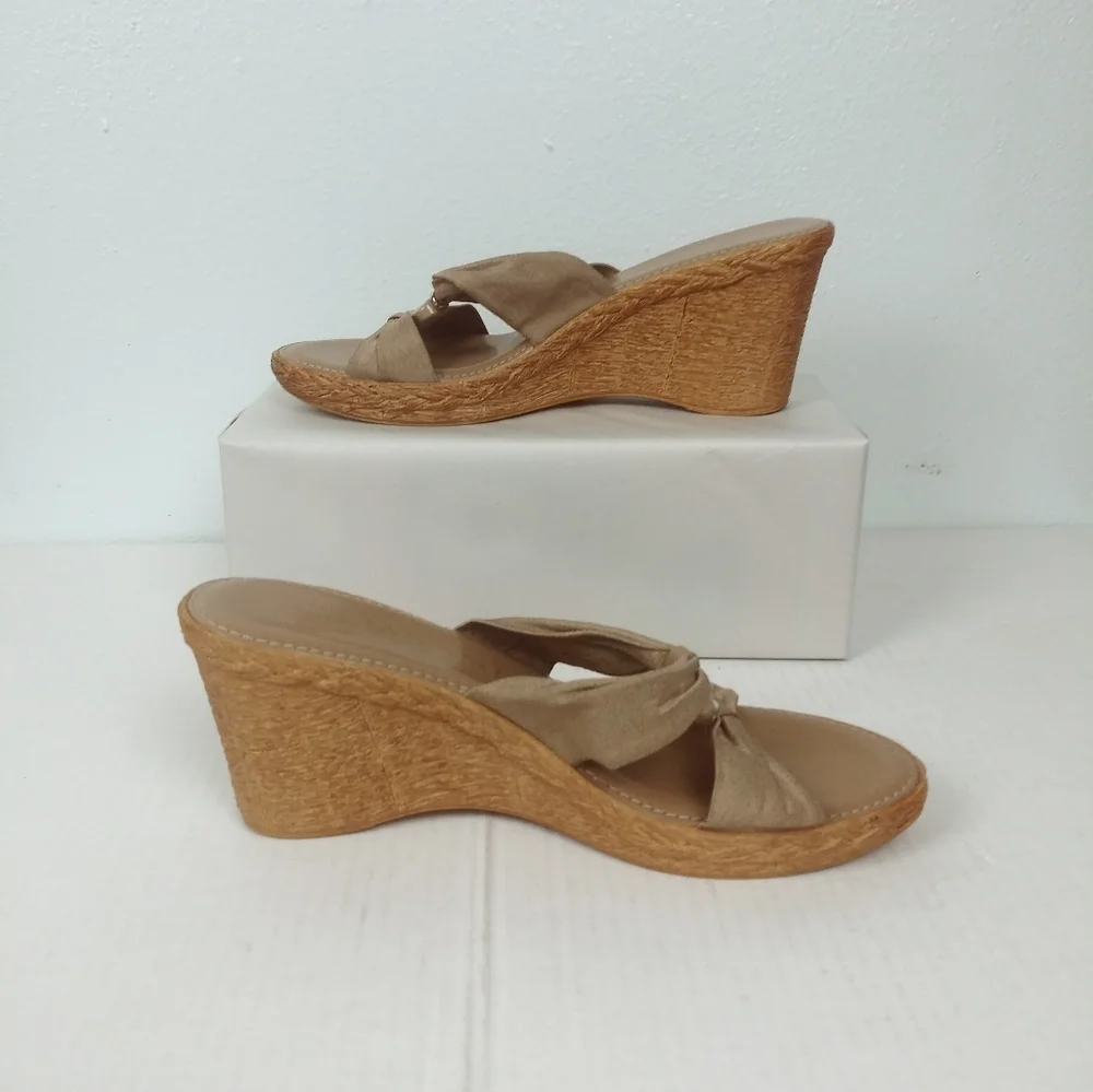 Italian ShoeMakers 10M Tan Sandal Slides Wedge Platform Shoes